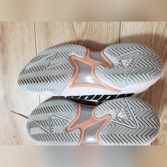 Adidas Barricade tennis shoes - Picture 5 of 7